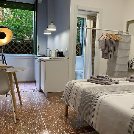 Studio 25 Apartment - Near Metro M3 Milan Extérieur photo
