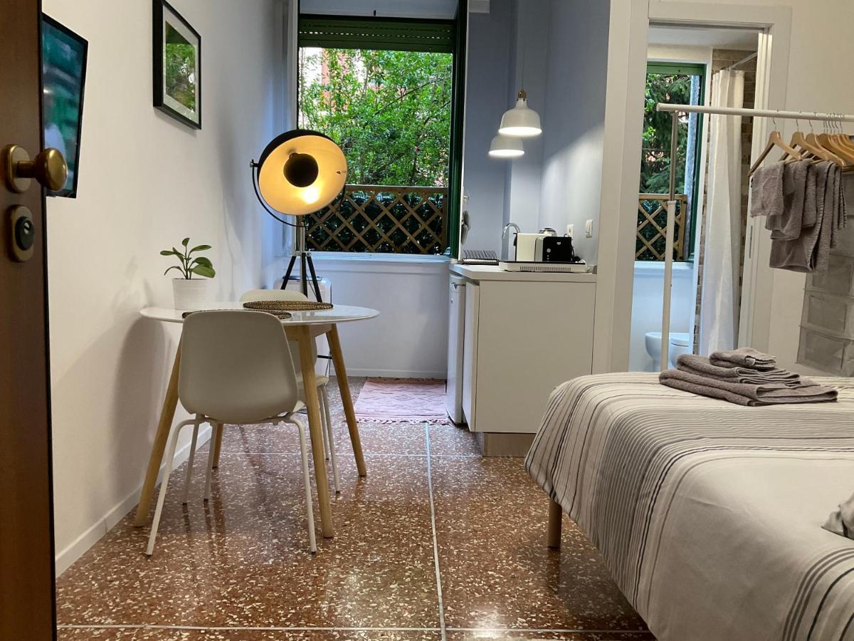 Studio 25 Apartment - Near Metro M3 Milan Extérieur photo