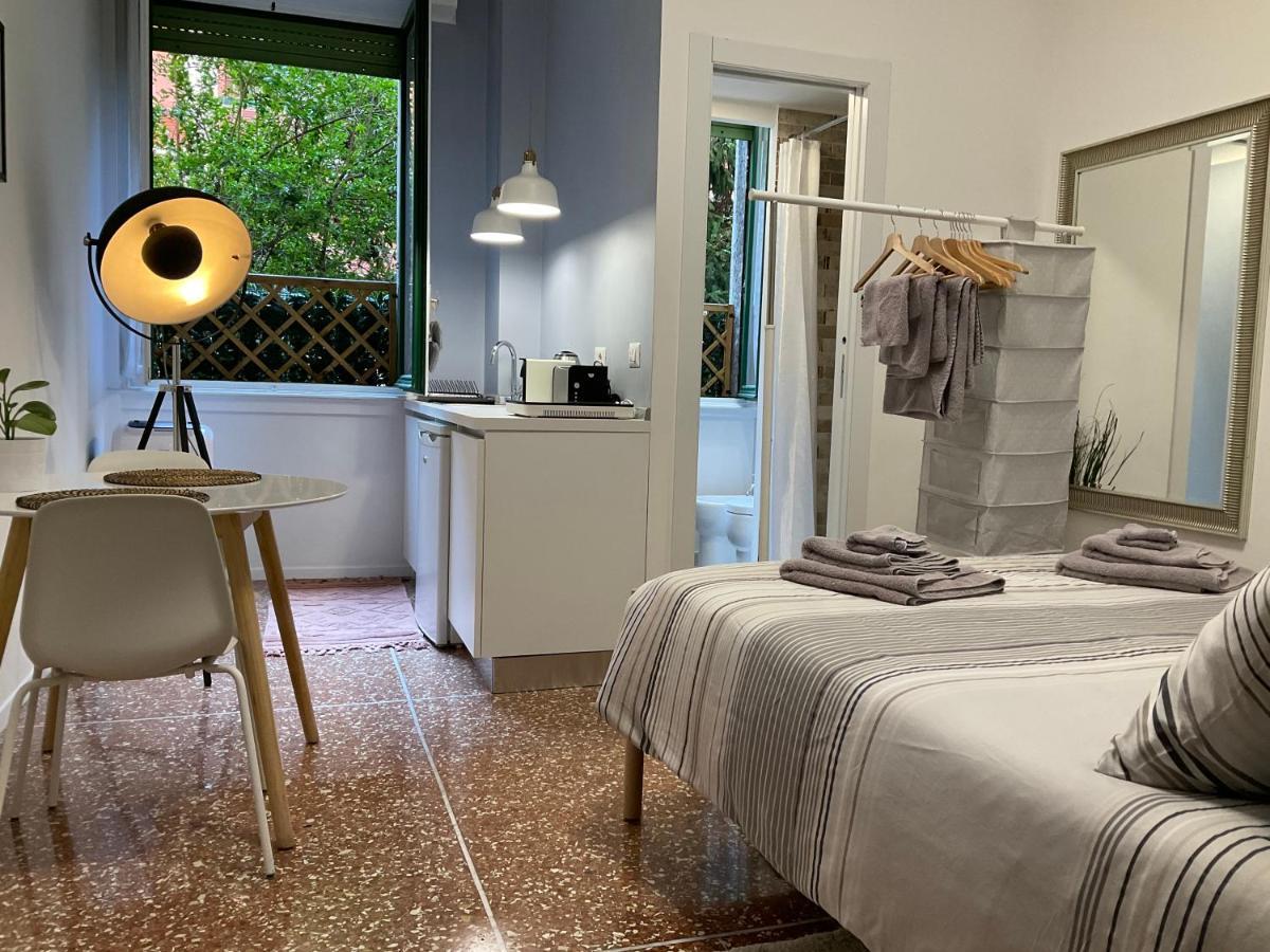 Studio 25 Apartment - Near Metro M3 Milan Extérieur photo